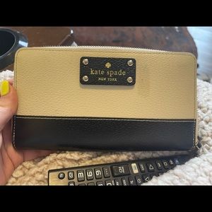 Kate spade Wallet